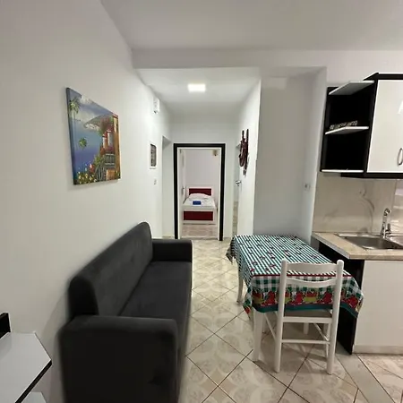 Klodi Apartament Διαμέρισμα *